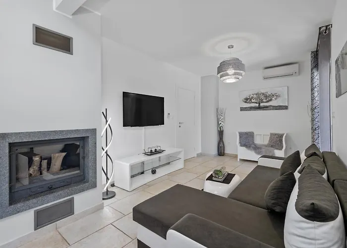 Charming Dory With Heated Pool&whirlpool *