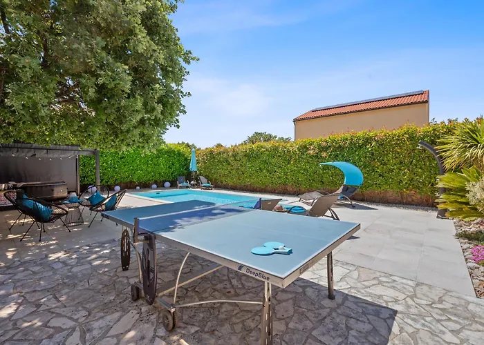 Charming Dory With Heated Pool&whirlpool 빌라 *