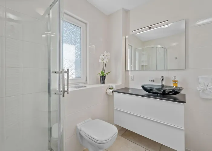 Charming Dory With Heated Pool&whirlpool Barusic