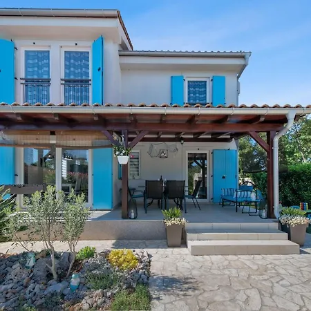 Villa Charming Dory